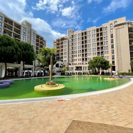 Apartmán Royal - 5m To Pool, 100m To
