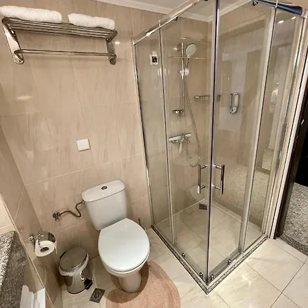 Apartment Royal - 5m To Pool, 100m To