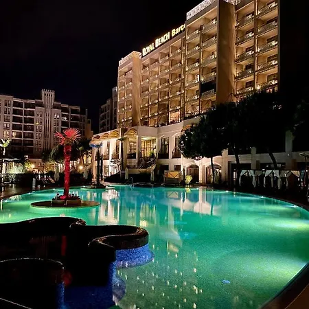 Apartmán Royal - 5m To Pool, 100m To